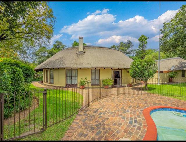 4 BEDROOM HOUSE FOR SALE IN MAGALIESSIG